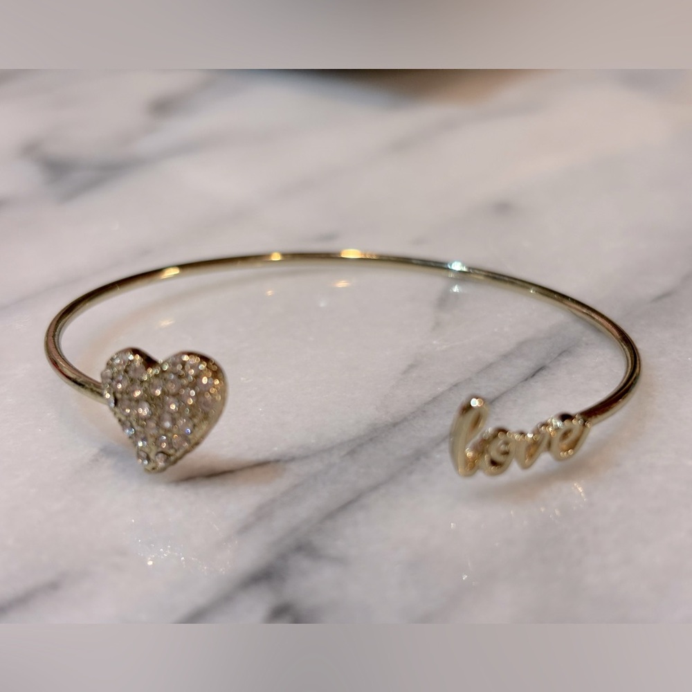 Gold Heart and Love Wire‎ Wrist Cuff Dainty Bracelet